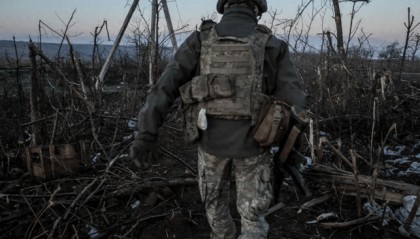 乌军承认红军城已沦陷，俄军无人机封锁了撤退和补给通道，泽连斯基命令乌军血战到底！