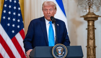 釜山会谈结束，中美没发联合声明，特朗普火速回国，绝口不提一事