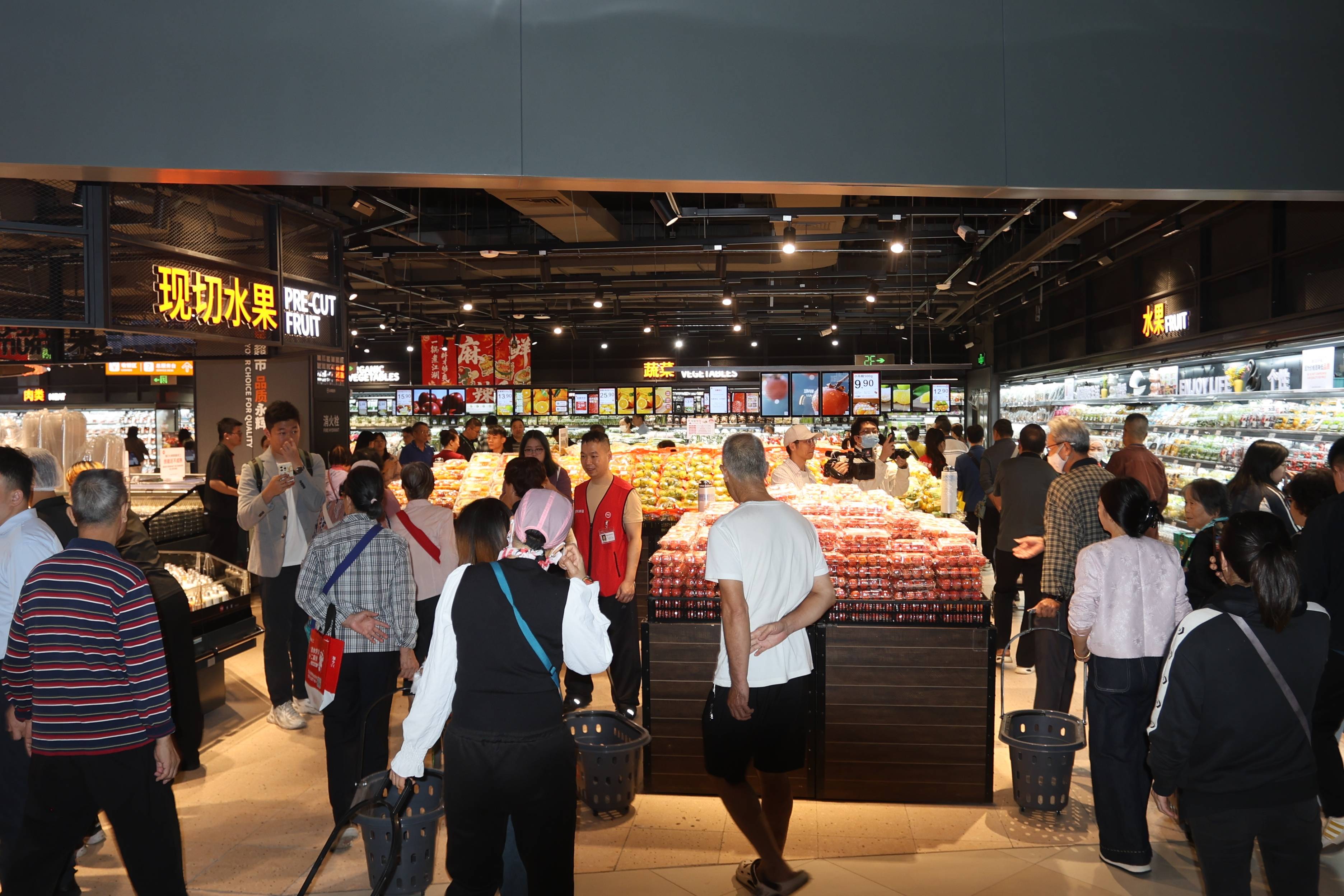 坐标荔湾、天河，广州市区新增两家“胖永辉”