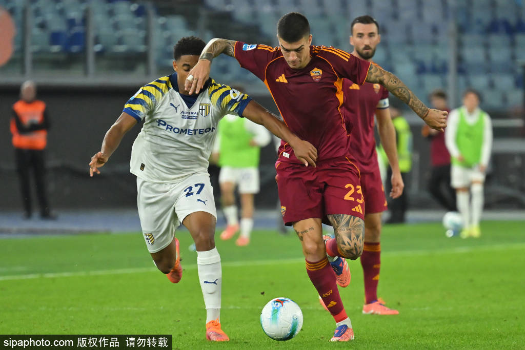 40岁魔笛太拼了:斜线狂奔25米 超车22岁小将!意甲第1核心