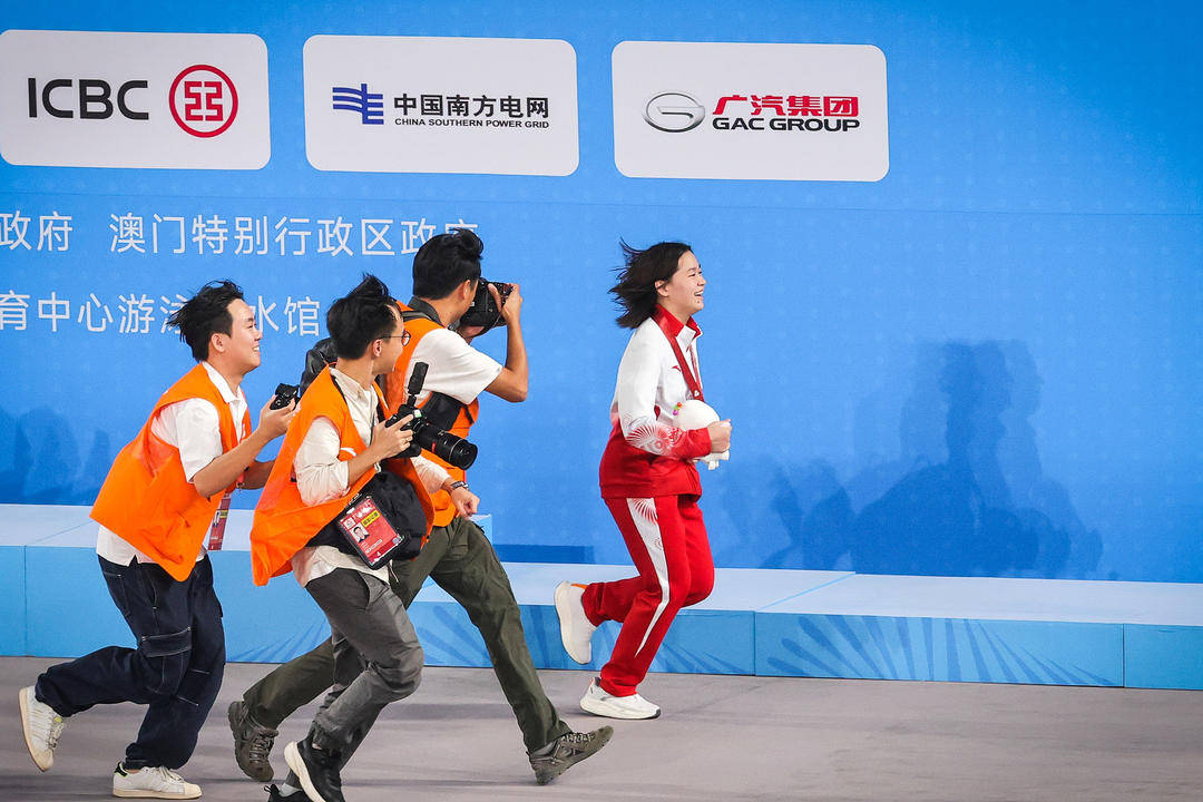 十五运惊现“水花消失术”，全红婵复出首秀夺冠