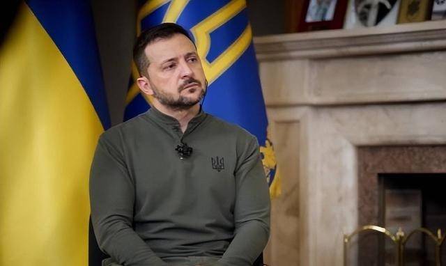 红军城沦陷进入倒计时！俄军发布视频：乌军士兵开始成批投降，泽连斯基嘴硬也没用