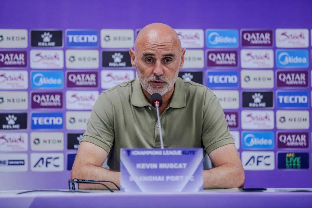 海港这情况,穆斯卡特也没办法