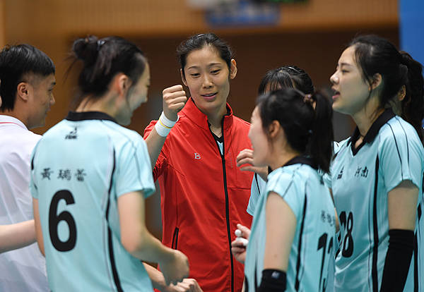 十五运|三战全运的朱婷将迎来决赛阶段首秀,第一战对阵李盈莹引人关注